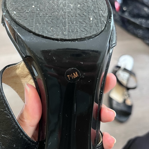 Black Michael Kors Heels (size 7.5) - Picture 7 of 8